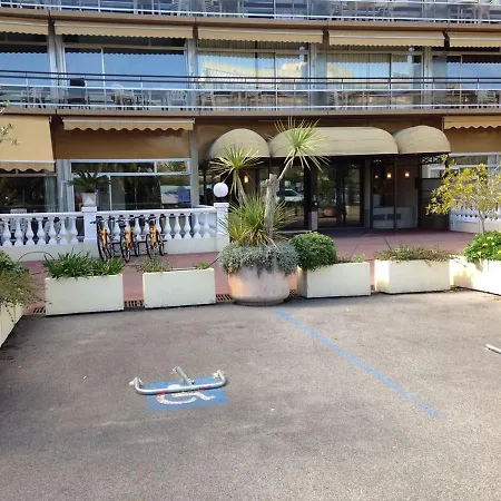 Studio Avenue Saint-hubert Daire *